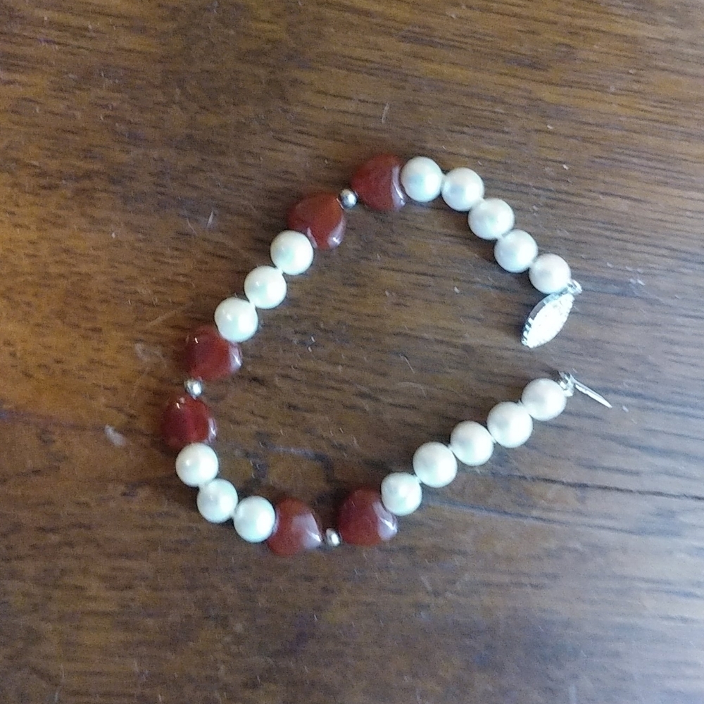 Pearl heart bracelet